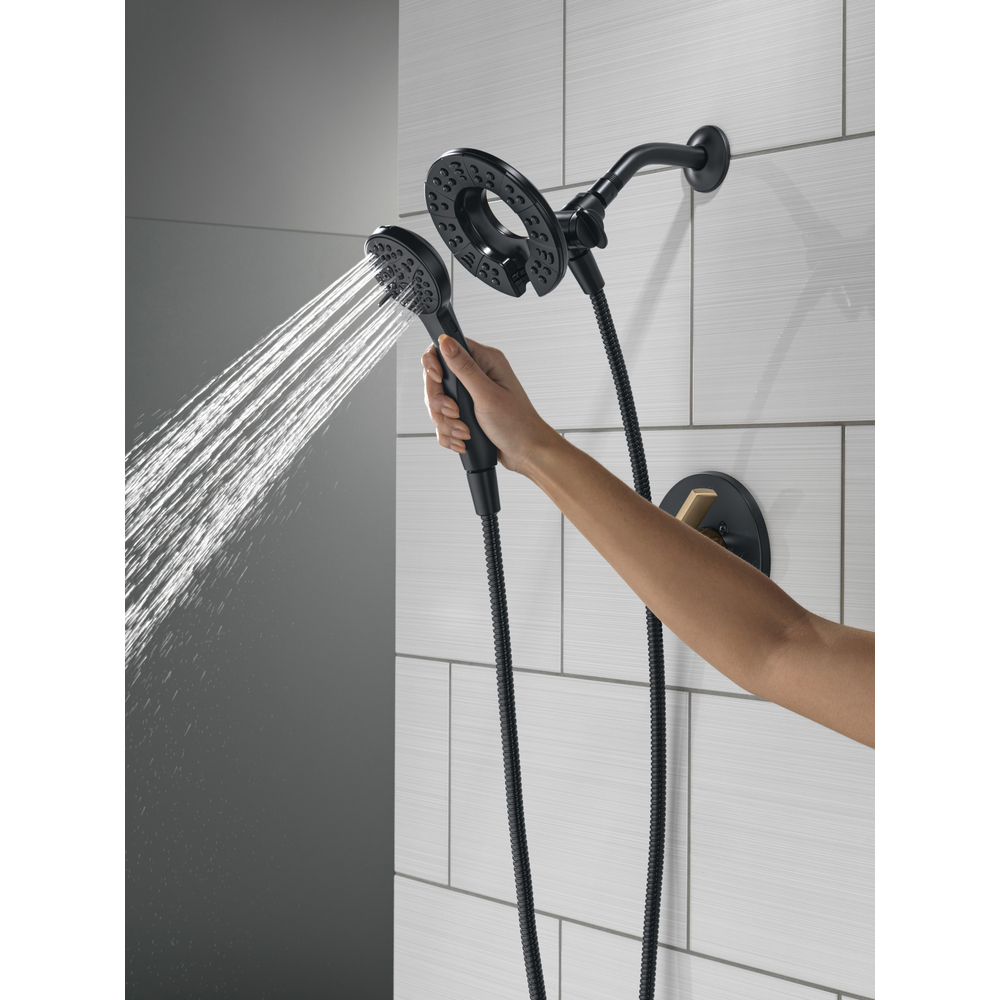 T142855-GZ-I_MODEL_WATER_03_WEB.jpg
