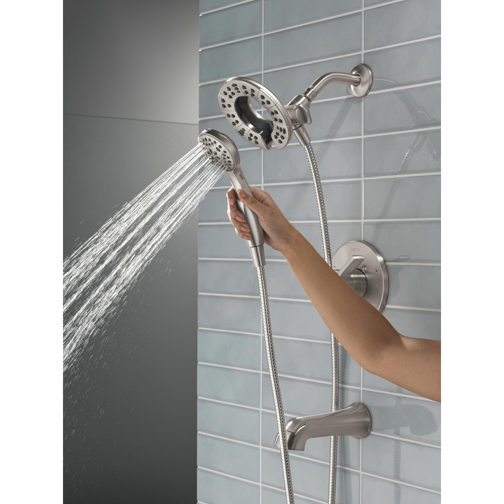 T144855-SP-I_MODEL_WATER_03_WEB.jpg