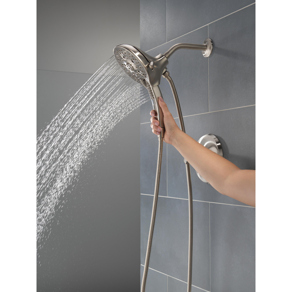 T17289-SS-PR_MODEL_WATER_02_WEB.jpg