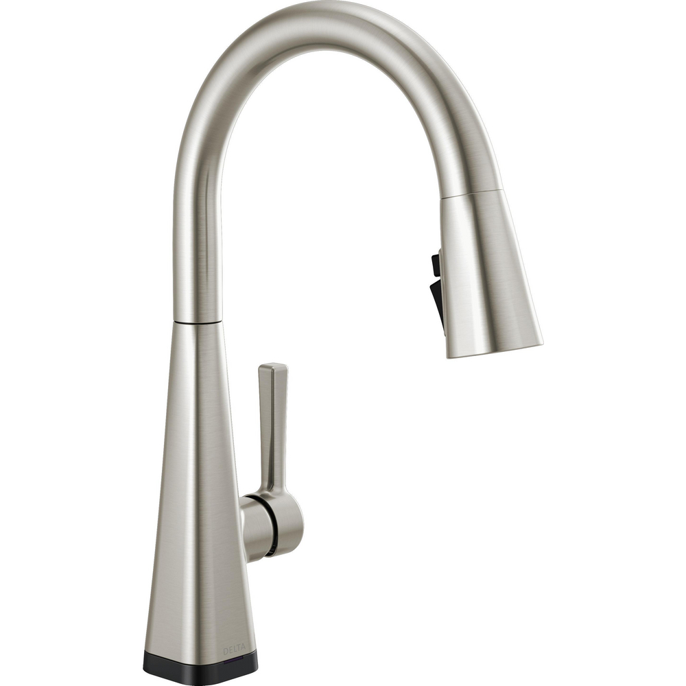 Single-Handle Pull-Down Kitchen Faucet with Touch<sub>2</sub>O Technology Technology